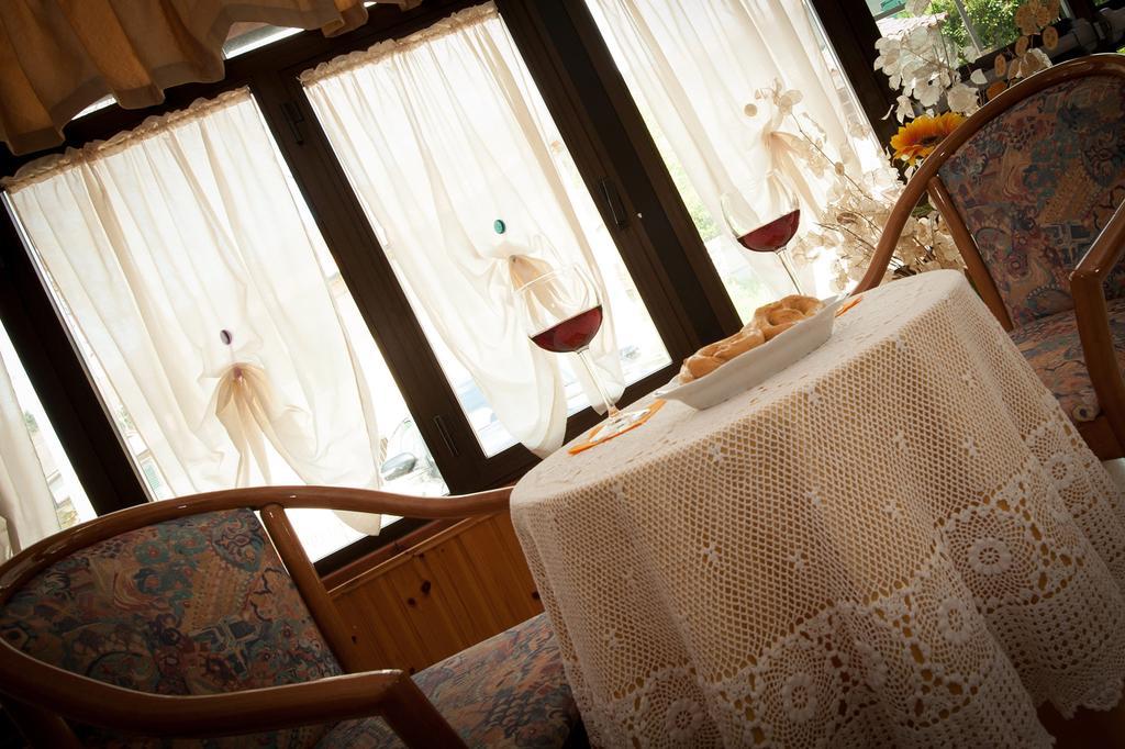 Albergo Ristorante Il Fungo Санта-Фьора Экстерьер фото